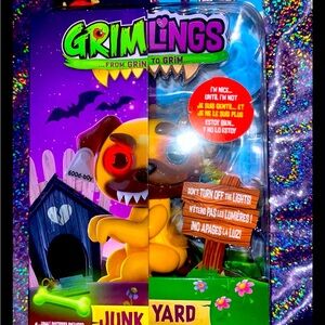 Fingerlings: Junkyard Pug